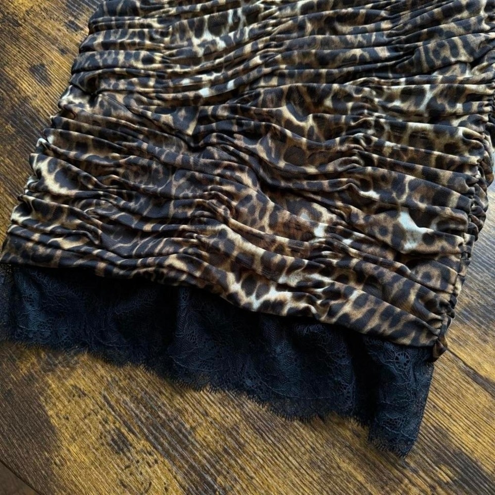 BCBGMAXAZRIA Leopard Print Ruched Strapless Bodycon Dress Size M - Picture 2 of 7